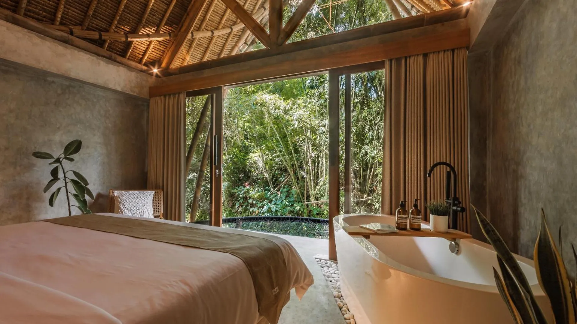 Lunoraa - Ubud Luxury Villa