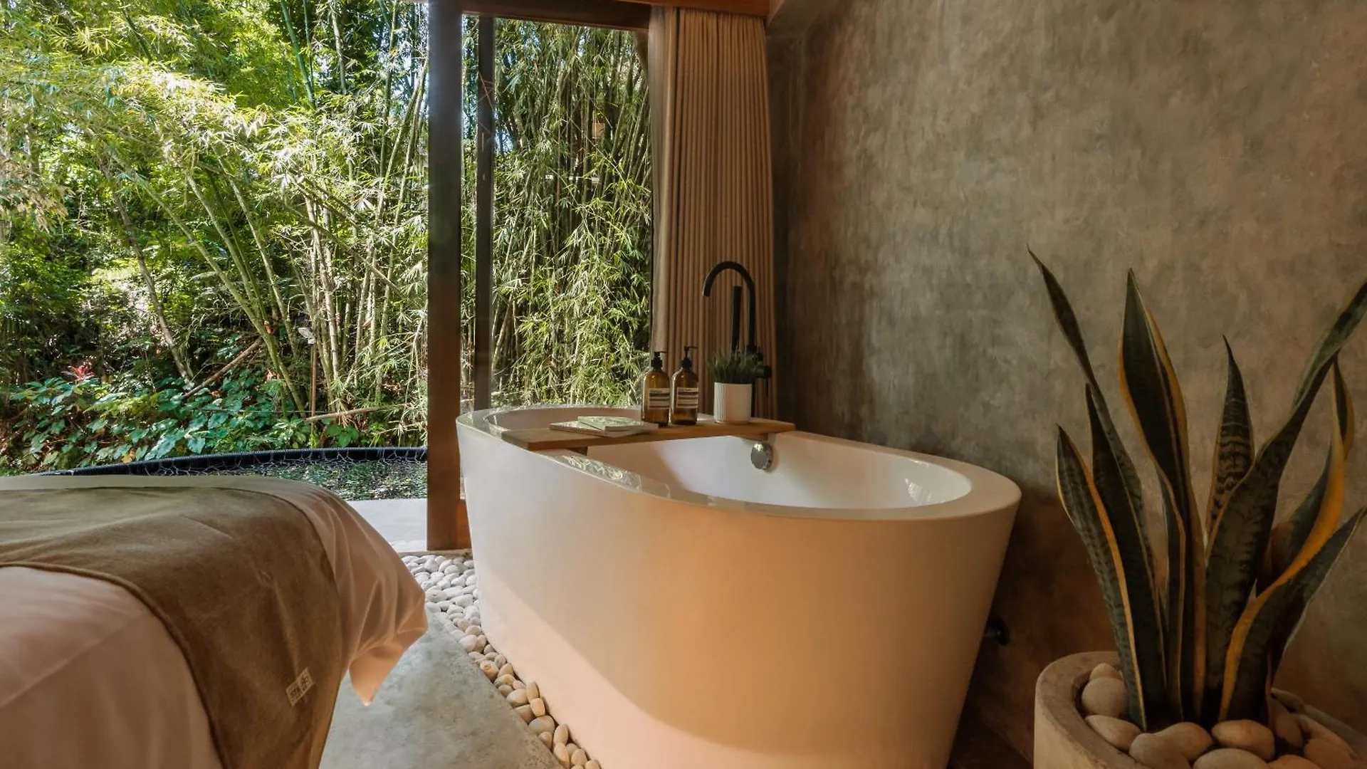Lunoraa - Ubud Luxury Villa
